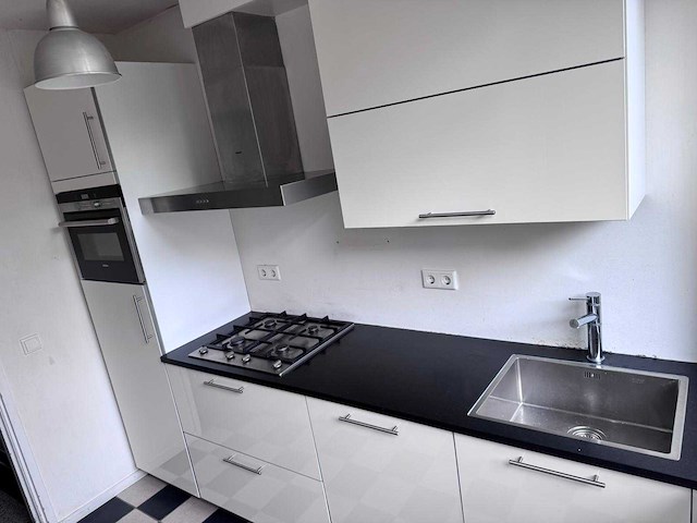 Keuken met siemens apparatuur - afbeelding 1 van  23