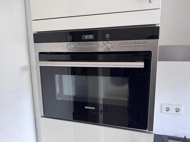 Keuken met siemens apparatuur - afbeelding 7 van  23