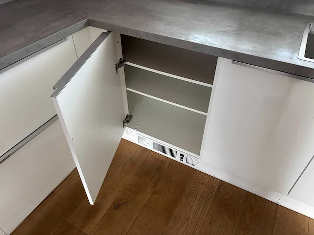 Keuken met siemens apparatuur - afbeelding 22 van  26