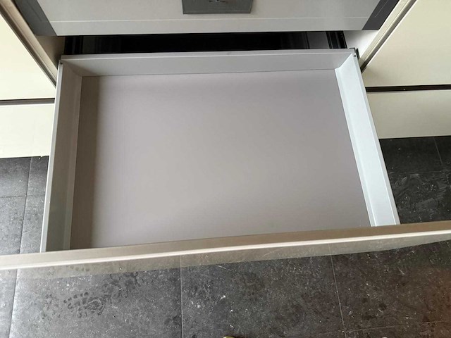 Keuken met siemens apparatuur - afbeelding 10 van  30