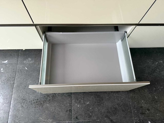 Keuken met siemens apparatuur - afbeelding 11 van  30