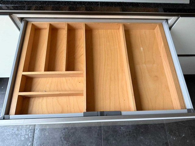 Keuken met siemens apparatuur - afbeelding 14 van  30