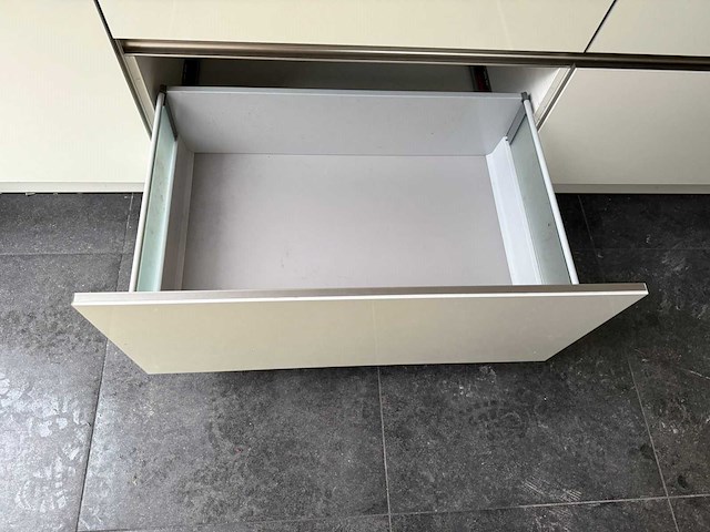 Keuken met siemens apparatuur - afbeelding 16 van  30