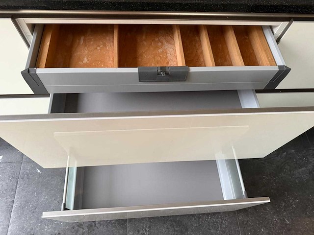 Keuken met siemens apparatuur - afbeelding 18 van  30