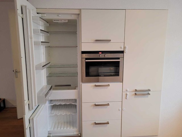 Keuken met siemens apparatuur - afbeelding 4 van  22