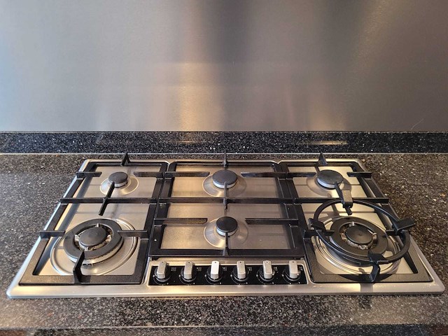 Keuken met siemens apparatuur - afbeelding 11 van  22