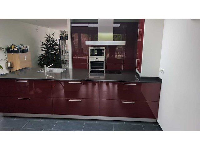 Keuken met siemens apparatuur - afbeelding 1 van  32