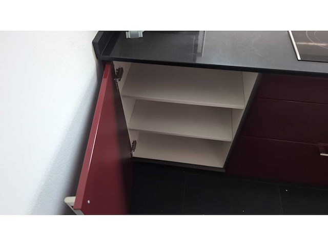 Keuken met siemens apparatuur - afbeelding 17 van  32