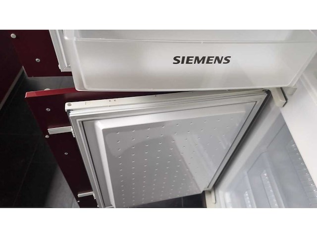 Keuken met siemens apparatuur - afbeelding 20 van  32