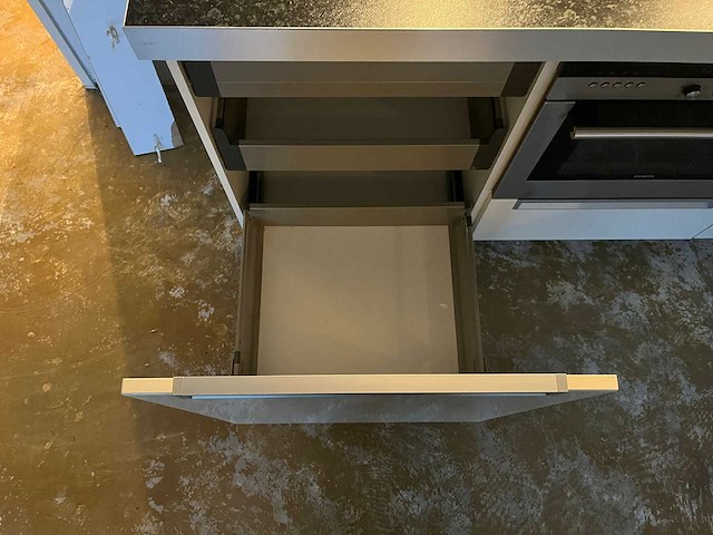 Keuken met siemens apparatuur - afbeelding 3 van  22