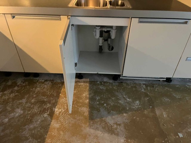 Keuken met siemens apparatuur - afbeelding 10 van  22