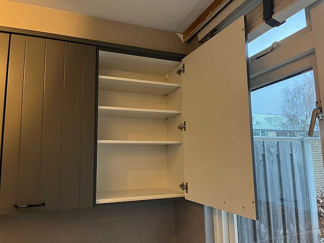 Keuken met siemens apparatuur - afbeelding 7 van  26