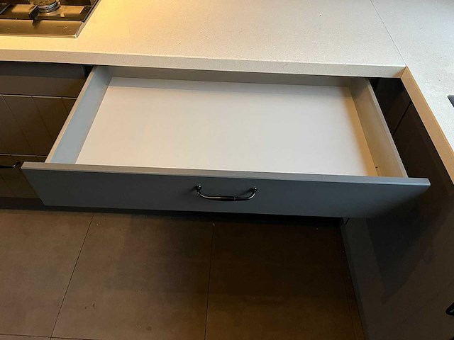 Keuken met siemens apparatuur - afbeelding 11 van  26