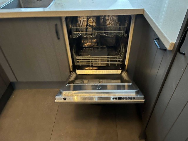 Keuken met siemens apparatuur - afbeelding 25 van  26