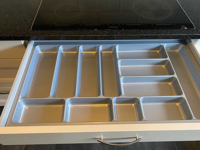 Keuken met siemens apparatuur - afbeelding 13 van  28