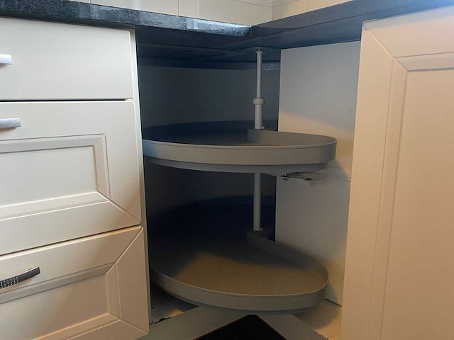 Keuken met siemens apparatuur - afbeelding 39 van  45