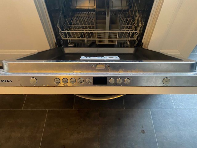 Keuken met siemens apparatuur - afbeelding 18 van  28