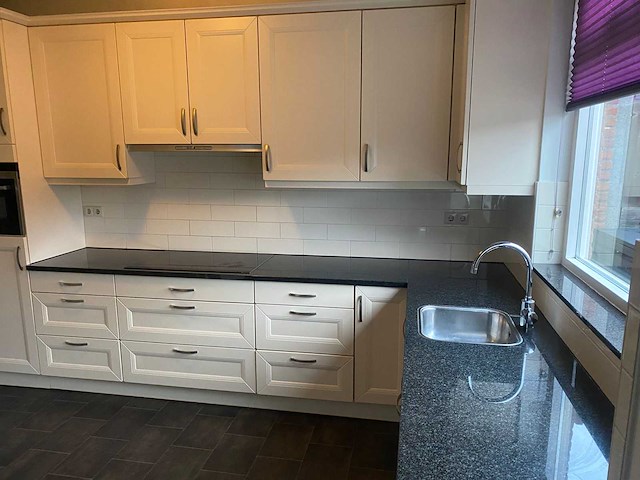 Keuken met siemens apparatuur - afbeelding 21 van  28