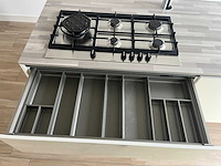 Keuken met siemens apparatuur - afbeelding 6 van  21