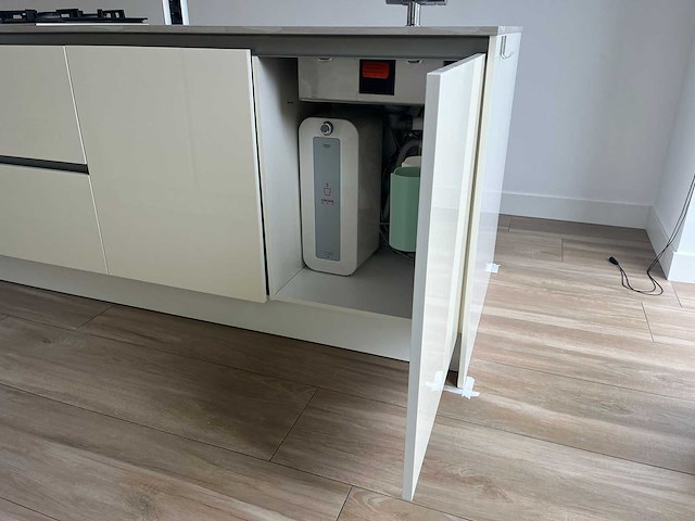 Keuken met siemens apparatuur - afbeelding 10 van  21