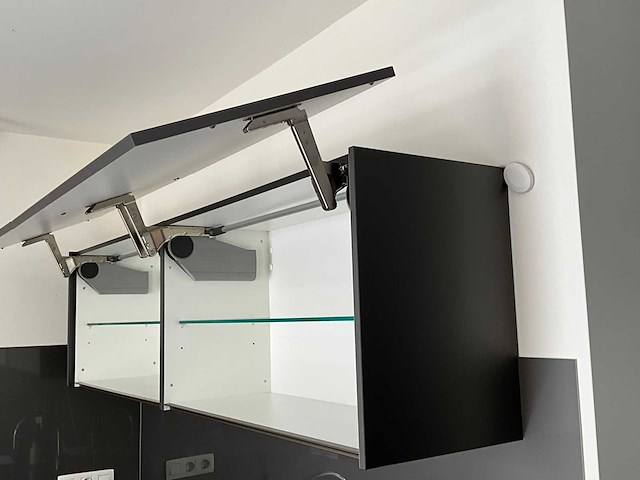 Keuken met siemens apparatuur - afbeelding 13 van  43