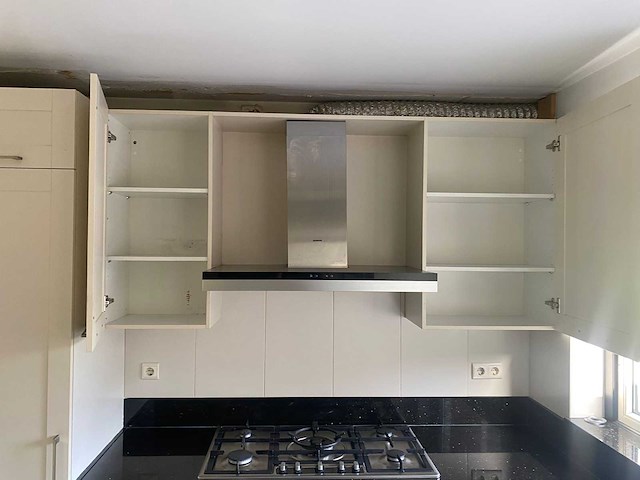 Keuken met siemens apparatuur - afbeelding 7 van  21