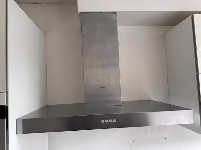 Keuken met siemens apparatuur - afbeelding 7 van  18