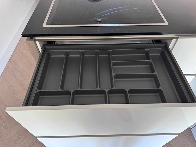 Keuken met siemens apparatuur - afbeelding 7 van  21