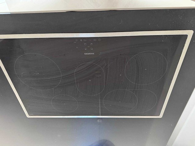 Keuken met siemens apparatuur - afbeelding 9 van  21