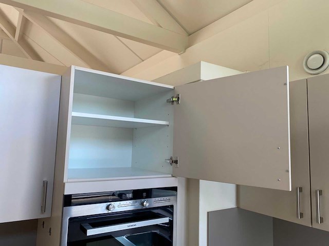 Keuken met siemens apparatuur - afbeelding 32 van  33