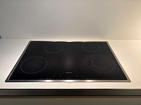 Keuken met siemens apparatuur - afbeelding 2 van  13