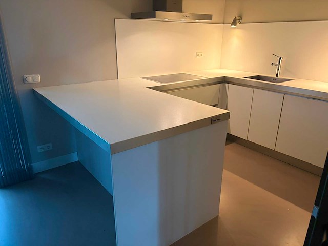Keuken met siemens apparatuur - afbeelding 8 van  13