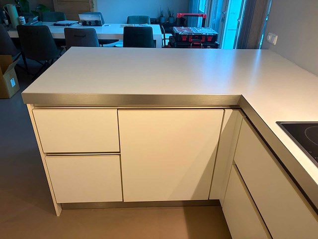 Keuken met siemens apparatuur - afbeelding 13 van  13
