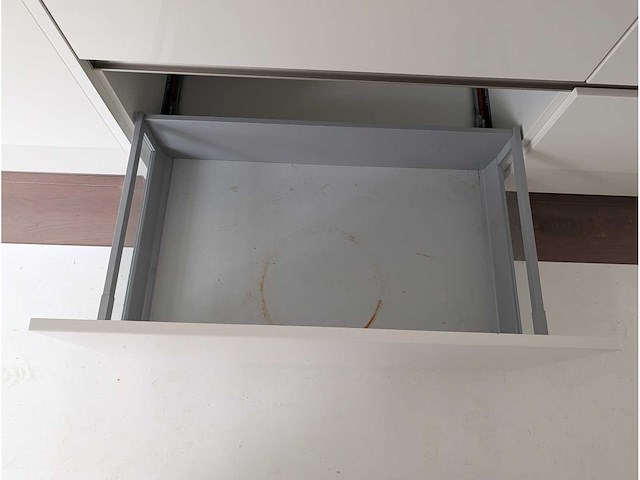 Keuken met siemens apparatuur - afbeelding 9 van  37