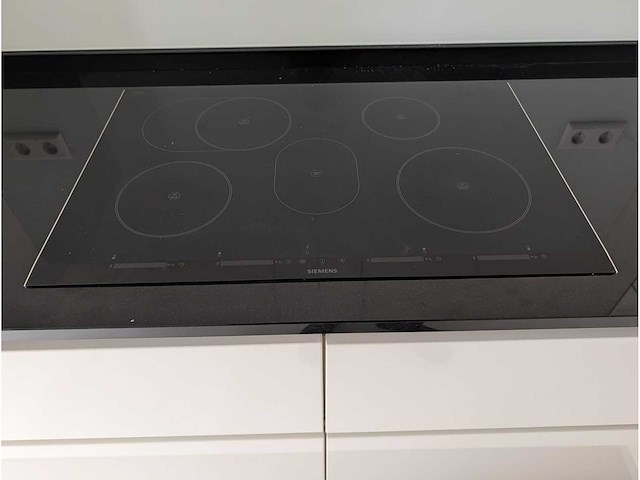 Keuken met siemens apparatuur - afbeelding 10 van  37
