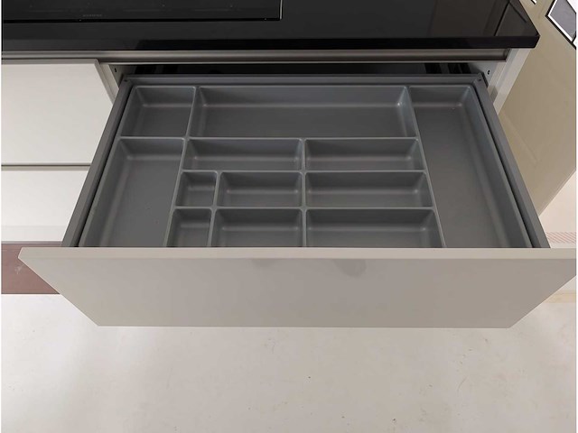 Keuken met siemens apparatuur - afbeelding 13 van  37