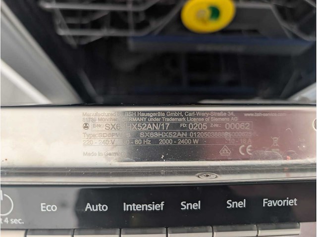 Keuken met siemens/whirlpool apparatuur - afbeelding 18 van  22