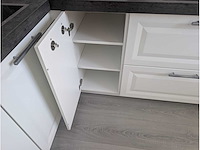 Keuken met siemens/whirlpool apparatuur - afbeelding 3 van  22