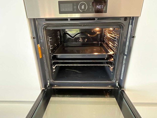 Keuken met whirlpool apparatuur - afbeelding 6 van  13