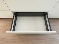 Keuken met whirlpool apparatuur - afbeelding 10 van  13