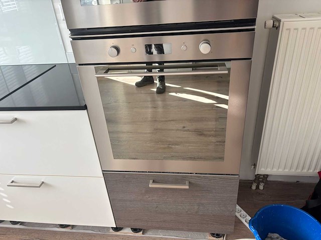 Keuken met whirlpool apparatuur - afbeelding 15 van  26