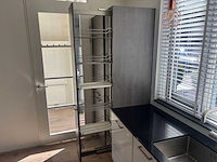 Keuken met whirlpool apparatuur - afbeelding 22 van  26