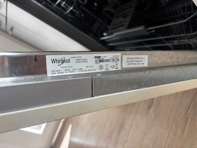 Keuken met whirlpool apparatuur - afbeelding 25 van  26