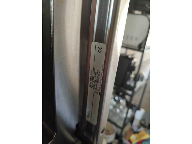 Keuken met whirlpool apparatuur - afbeelding 8 van  19