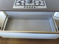 Keuken met whirlpool apparatuur - afbeelding 18 van  19