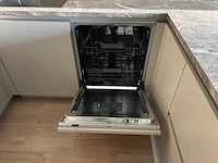Keuken met whirlpool apparatuur - afbeelding 6 van  23