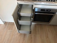 Keuken met whirlpool apparatuur - afbeelding 12 van  23