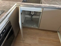 Keuken met whirlpool apparatuur - afbeelding 23 van  23