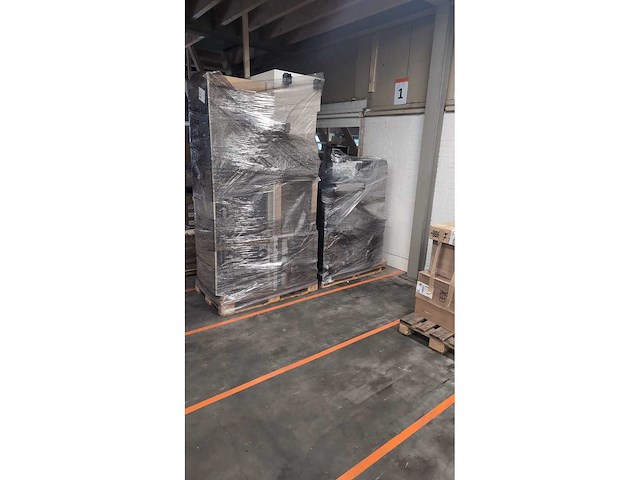 Keuken met whirlpool apparatuur - afbeelding 13 van  20