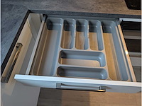 Keuken met whirlpool apparatuur - afbeelding 3 van  20